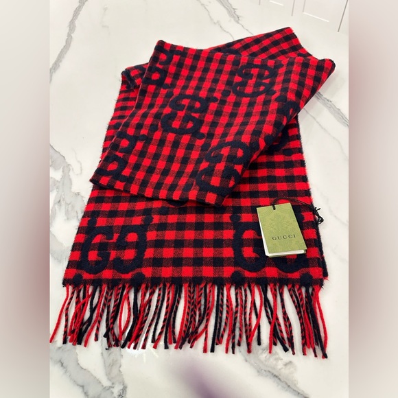 Gucci GG Scarf - Picture 2 of 6